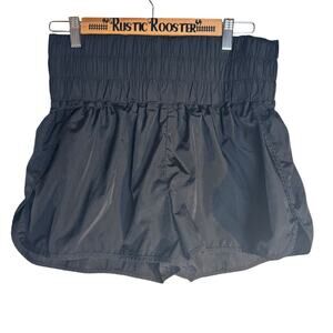 AUTOMET Women's High-Waisted Athletic Running Shorts   Size Large